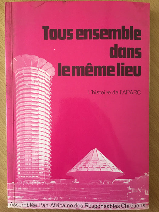 Occasion - Tous ensemble dans le même lieu