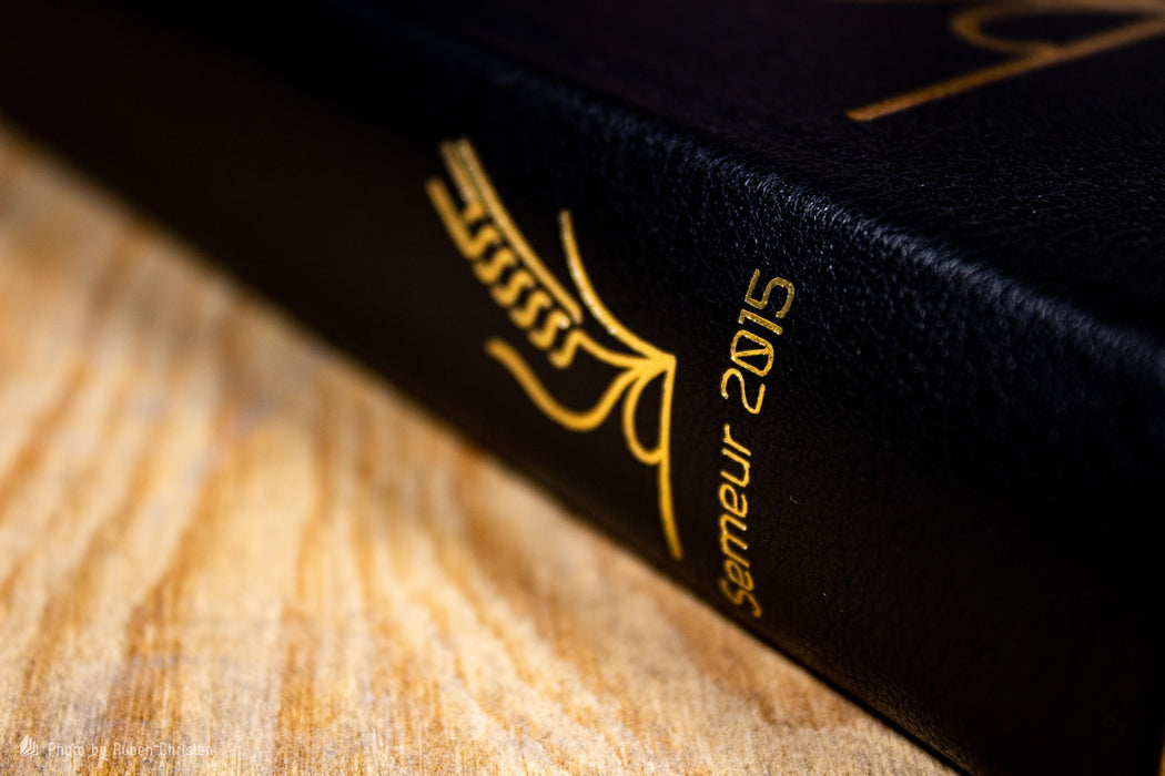 Bible Semeur 2015 Noire cuir souple Tranche dorée rose avec onglets